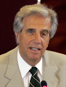 Tabaré Vázquez asume la presidencia de Uruguay